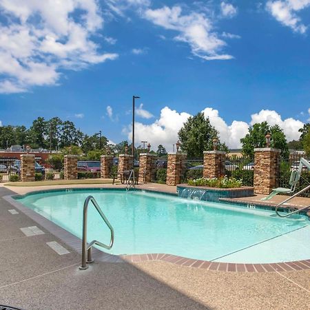 Best Western Plus Crown Colony Inn & Suites Лафкин Экстерьер фото