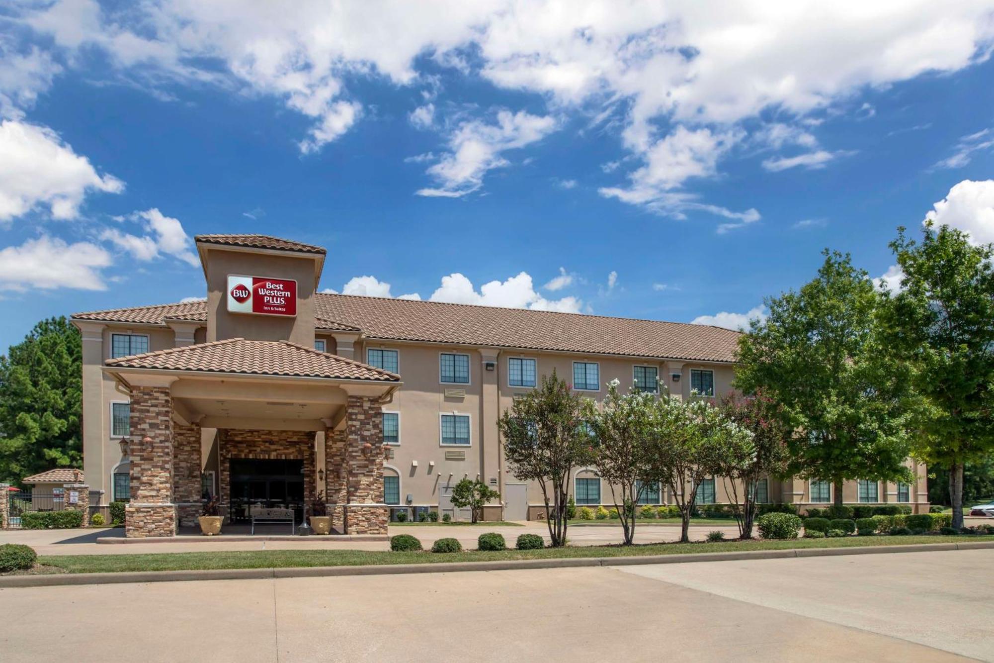 Best Western Plus Crown Colony Inn & Suites Лафкин Экстерьер фото